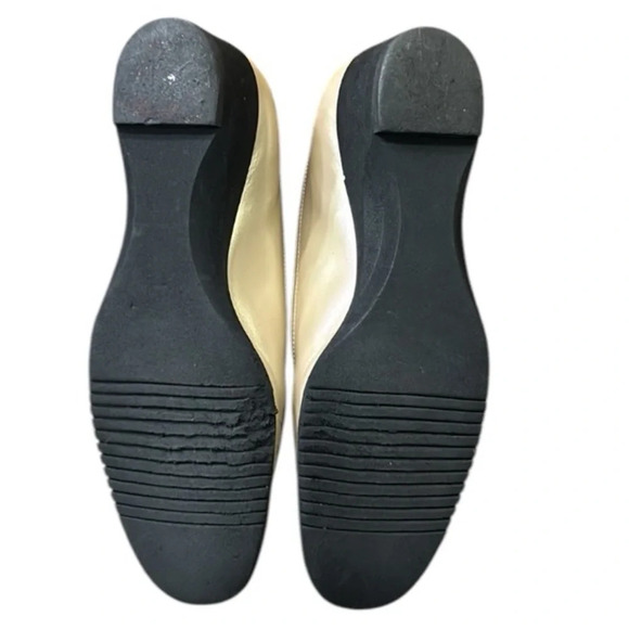 Salvatore Ferragamo Neutral Leather Pumps Size 8 - Picture 10 of 10